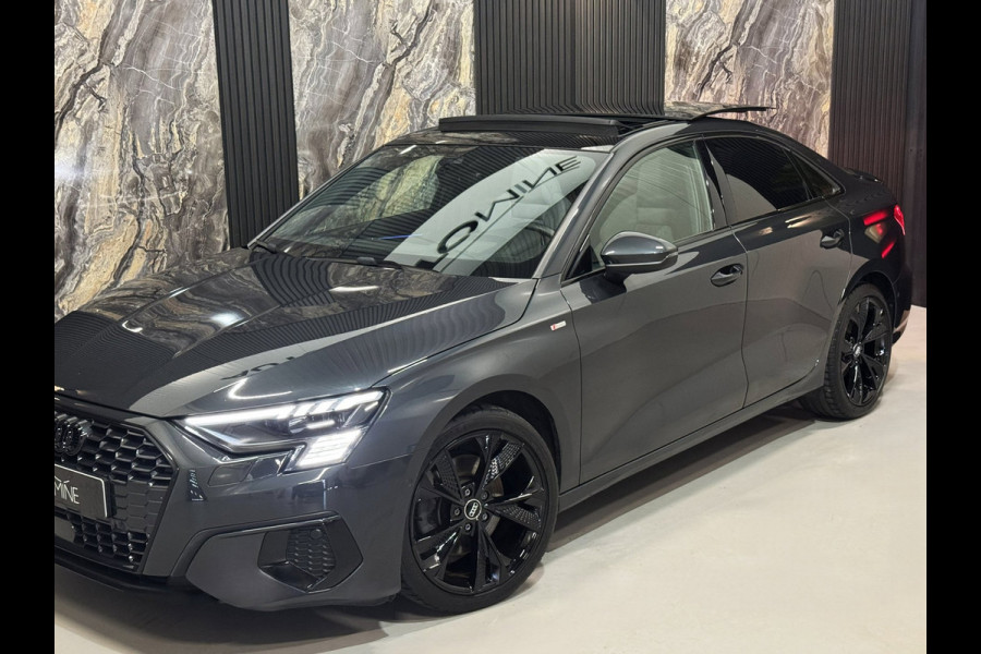 Audi A3 LIMOUSINE 35 TFSI S-line Black Optic|PANO|VIRTUAL|KUIPSTOELEN RS|MEMORY|HEAD UP