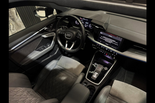 Audi A3 LIMOUSINE 35 TFSI S-line Black Optic|PANO|VIRTUAL|KUIPSTOELEN RS|MEMORY|HEAD UP