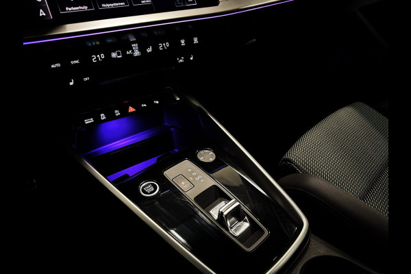 Audi A3 LIMOUSINE 35 TFSI S-line Black Optic|PANO|VIRTUAL|KUIPSTOELEN RS|MEMORY|HEAD UP