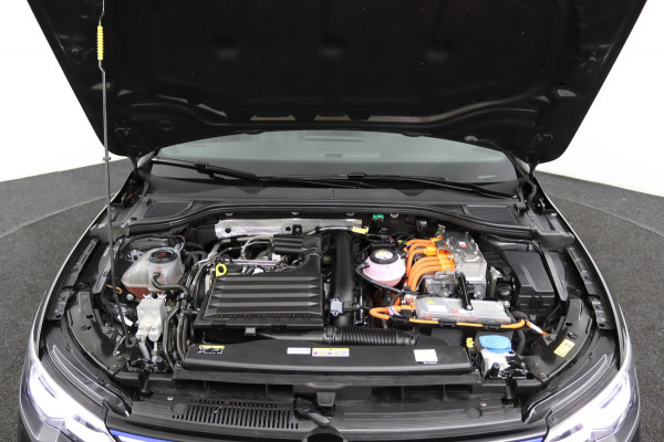 Volkswagen Golf 1.4 eHybrid GTE*ACC*ECC*PANO*LED*NAVI*VIRTUAL*KEYL