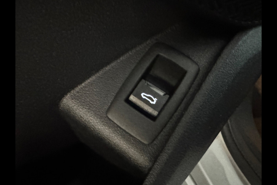 BMW X1 XDrive25e M H/K|Memory|Trekhaak|Keyless|Massage|Dodehoek