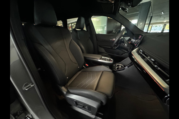 BMW X1 XDrive25e M H/K|Memory|Trekhaak|Keyless|Massage|Dodehoek