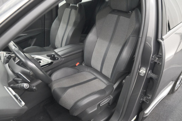 Peugeot 3008 1.6 HYbrid 300 Allure Pack Business | Camera | Dodehoekdetectie | Navigatie | Apple Carplay