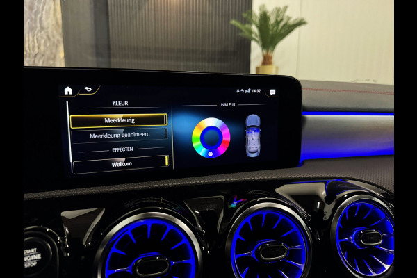 Mercedes-Benz CLA-Klasse 250e Launch edit AMG 45 PACK|PANO|SFEER|360CAM|MAGNO GREY