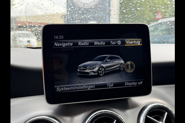 Mercedes-Benz CLA-Klasse Shooting Brake BWJ 2019 | 180 123PK AMG AUTOMAAT | PANO | LEDER/ALCANTARA | CLIMA | NAVI | STOELVERW | CAMERA A | FULL LED |