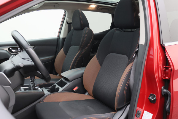 Nissan QASHQAI 1.3 DIG-T N-Motion Panoramadak, 360° Camera, Cruise, Apple Carplay, LED, Trekhaak, 19''