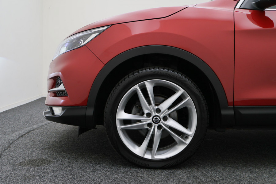 Nissan QASHQAI 1.3 DIG-T N-Motion Panoramadak, 360° Camera, Cruise, Apple Carplay, LED, Trekhaak, 19''