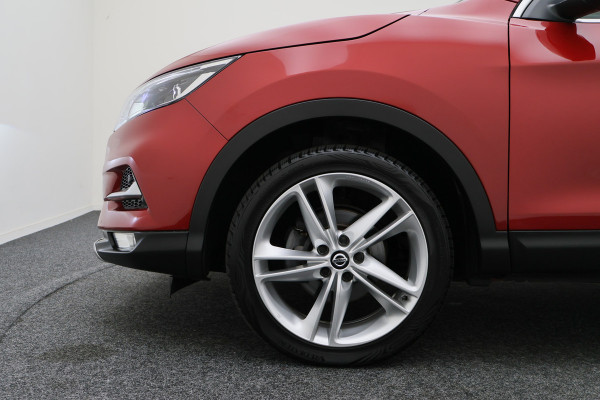 Nissan QASHQAI 1.3 DIG-T N-Motion Panoramadak, 360° Camera, Cruise, Apple Carplay, LED, Trekhaak, 19''