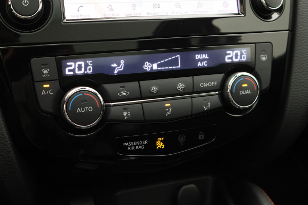 Nissan QASHQAI 1.3 DIG-T N-Motion Panoramadak, 360° Camera, Cruise, Apple Carplay, LED, Trekhaak, 19''