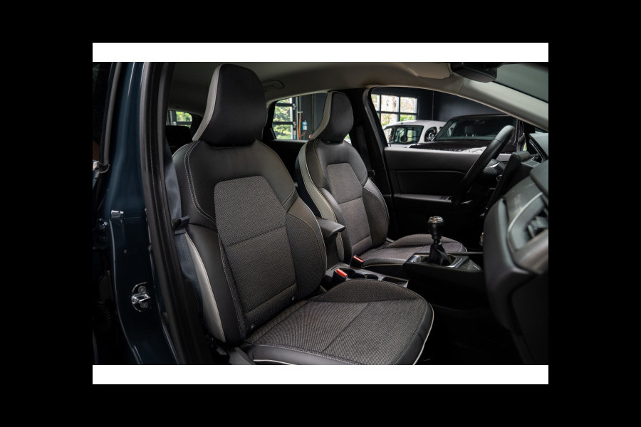 Renault Captur 1.0 TCe 90 Leder Camera Navi Climate PDC ACC Parkeer assistent Stoelverwarming Carplay Keyless BTW auto