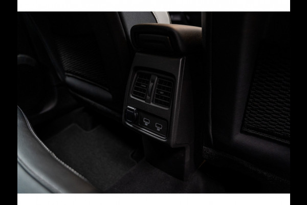 Renault Captur 1.0 TCe 90 Leder Camera Navi Climate PDC ACC Parkeer assistent Stoelverwarming Carplay Keyless BTW auto