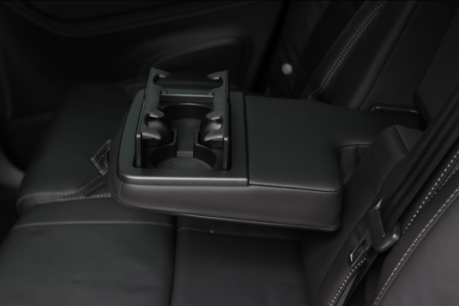 Volvo XC90 2.0 T8 Plug-in hybrid AWD Ultra Dark *Pano*B&W*Luchtvering*