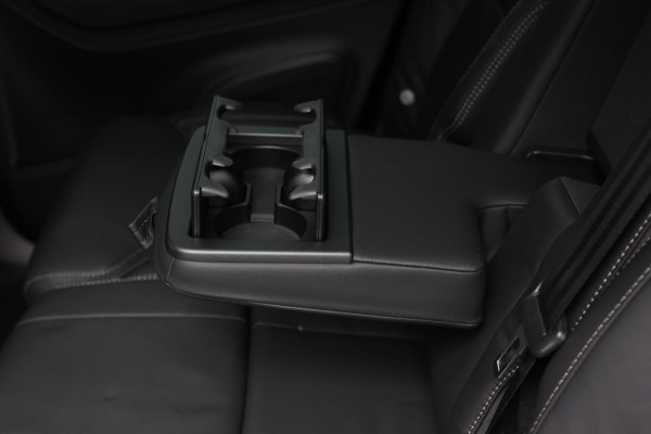Volvo XC90 2.0 T8 Plug-in hybrid AWD Ultra Dark *Pano*B&W*Luchtvering*