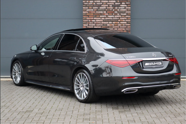 Mercedes-Benz S-Klasse 580 e 4MATIC Lang AMG Line | First-Class Rear Executivepakket | Airmatic | Achterasbesturing | Distronic+ | Burmester 4D | Koelbox | MBUX Tablet | Massage | Stoelventilatie | Verwarmd Stuurwiel |