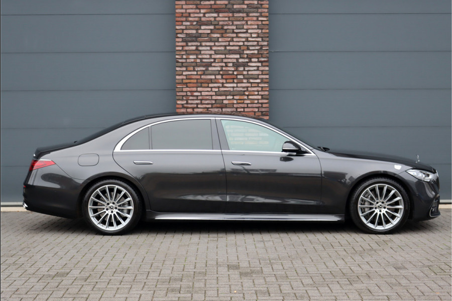 Mercedes-Benz S-Klasse 580 e 4MATIC Lang AMG Line | First-Class Rear Executivepakket | Airmatic | Achterasbesturing | Distronic+ | Burmester 4D | Koelbox | MBUX Tablet | Massage | Stoelventilatie | Verwarmd Stuurwiel |
