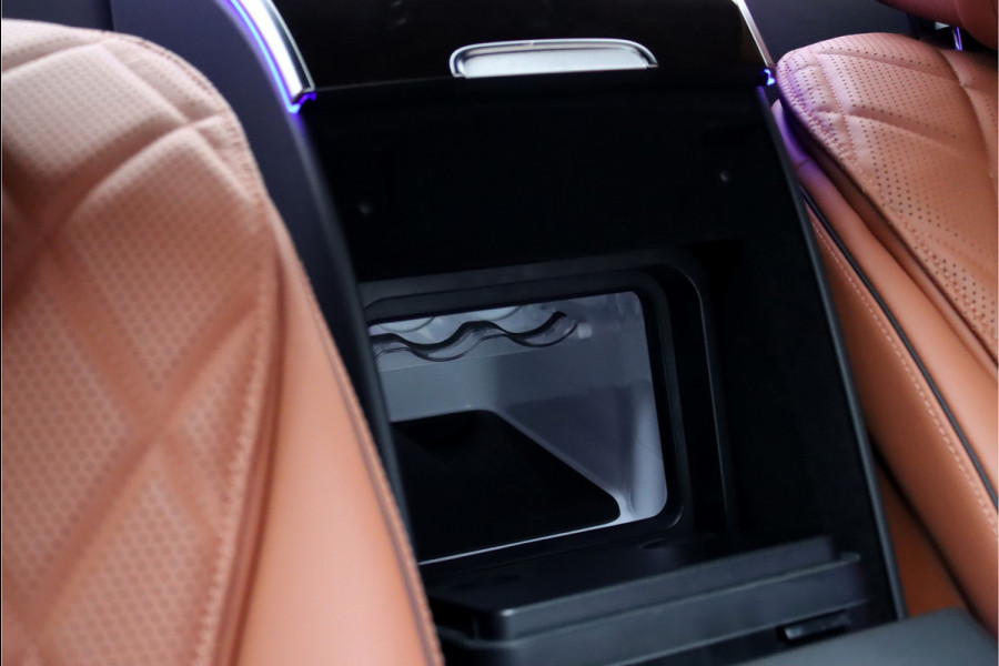 Mercedes-Benz S-Klasse 580 e 4MATIC Lang AMG Line | First-Class Rear Executivepakket | Airmatic | Achterasbesturing | Distronic+ | Burmester 4D | Koelbox | MBUX Tablet | Massage | Stoelventilatie | Verwarmd Stuurwiel |