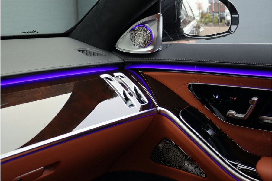 Mercedes-Benz S-Klasse 580 e 4MATIC Lang AMG Line | First-Class Rear Executivepakket | Airmatic | Achterasbesturing | Distronic+ | Burmester 4D | Koelbox | MBUX Tablet | Massage | Stoelventilatie | Verwarmd Stuurwiel |