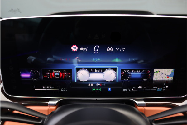 Mercedes-Benz S-Klasse 580 e 4MATIC Lang AMG Line | First-Class Rear Executivepakket | Airmatic | Achterasbesturing | Distronic+ | Burmester 4D | Koelbox | MBUX Tablet | Massage | Stoelventilatie | Verwarmd Stuurwiel |