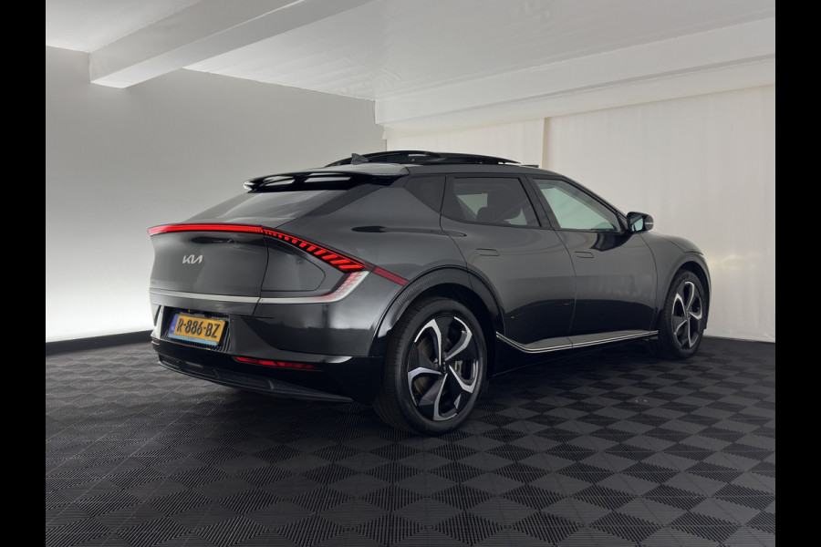 Kia Ev6 Plus Advanced 77.4 kWh [3-Fase-11kW] {SoH-93%} (INCL.BTW) Aut. *PANO | LEATHER | ADAPTIVE-CRUISE | DIGI-COCKPIT | MERIDIAN-AUDIO | MEMORY-PACK | FULL-LED | KEYLESS | CAMERA | DAB | BLIND-SPOT | NAVI-FULLMAP | PRIVACY-GLASS | AMBIENT-L