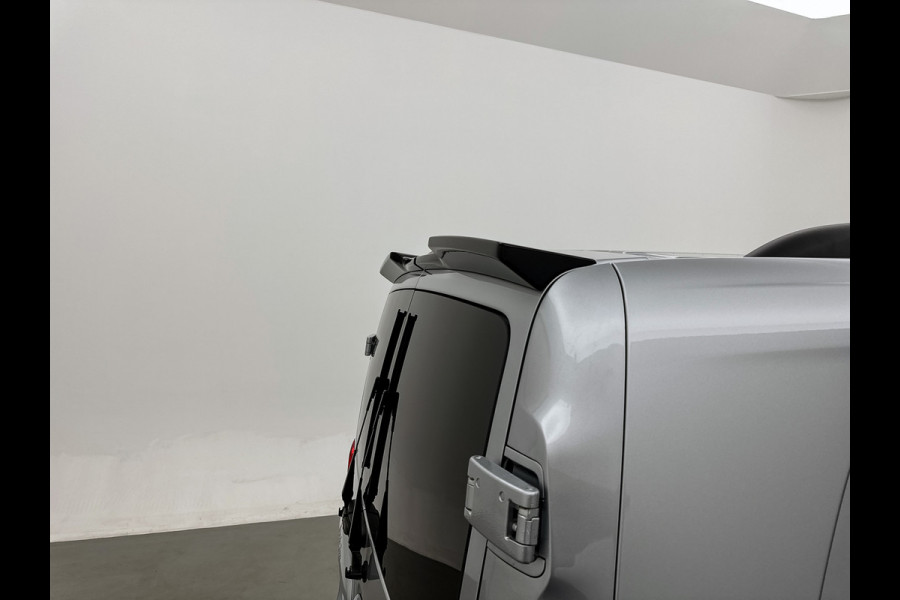 Mercedes-Benz Vito 119 CDI Pro L3 19 inch AMG Sidebars Dubbele Schuifdeur Multibeam LED Trekhaak Achteruitrijcamera Betimmering