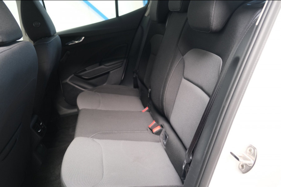 Škoda Fabia 1.0 TSI Ambition - N.A.P. Airco, Cruise, PDC, Carplay.