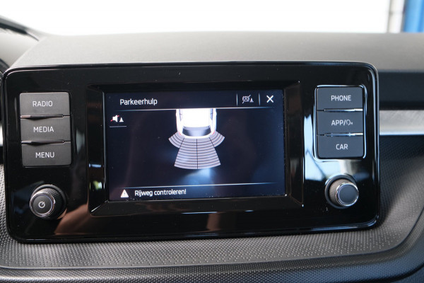 Škoda Fabia 1.0 TSI Ambition - N.A.P. Airco, Cruise, PDC, Carplay.