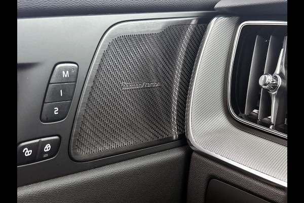 Volvo XC60 2.0 T6 Plug-in LongRange / AWD Plus Dark / Panoramadak / Pdc+Camera / NL.Auto / Stoel-Stuurverwarming / Harman Kardon / Apk 05-2028