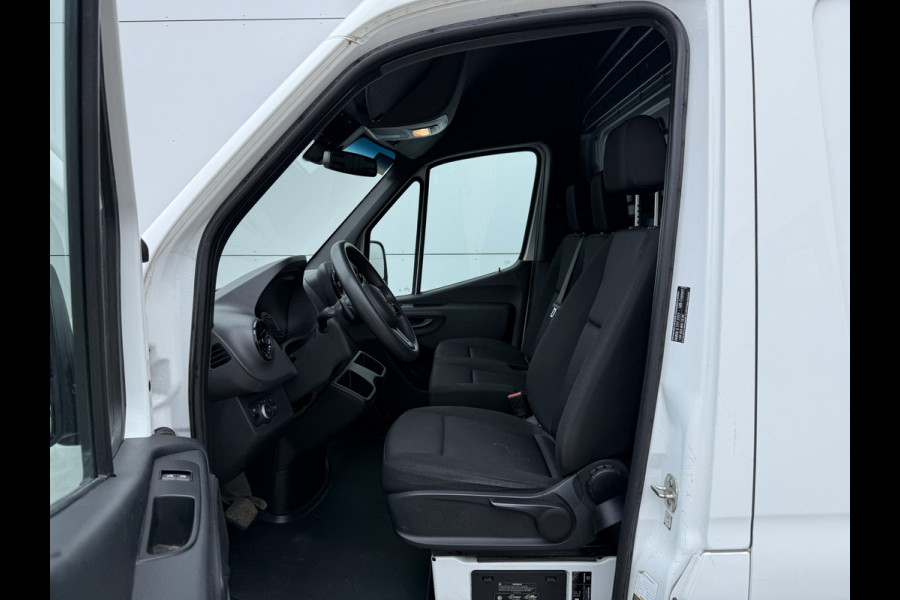Mercedes-Benz eSprinter 312 55kWh L2H2 Elektrisch 145km WLTP 94% (SOH) 80kW Snelladen Climate Control Camera