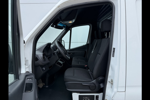 Mercedes-Benz eSprinter 312 55kWh L2H2 Elektrisch 145km WLTP 94% (SOH) 80kW Snelladen Climate Control Camera