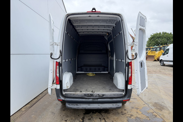 Mercedes-Benz eSprinter 312 55kWh L2H2 Elektrisch 145km WLTP 94% (SOH) 80kW Snelladen Climate Control Camera