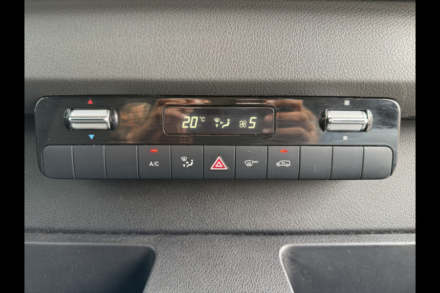 Mercedes-Benz eSprinter 312 55kWh L2H2 Elektrisch 145km WLTP 94% (SOH) 80kW Snelladen Climate Control Camera