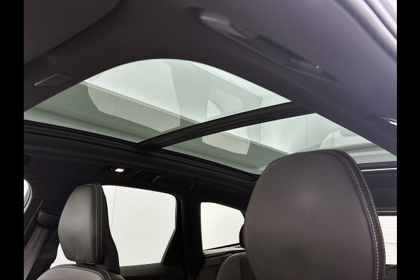 Volvo XC60 2.0 T6 Plug-in LongRange / AWD Plus Dark / Panoramadak / Pdc+Camera / NL.Auto / Stoel-Stuurverwarming / Harman Kardon / Apk 05-2028