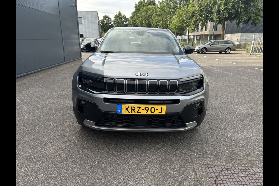 Jeep Avenger 110PK e-Hybrid e-DCT6 Summit (Elektr. achterklep - Navigatie - Camera - PDC)