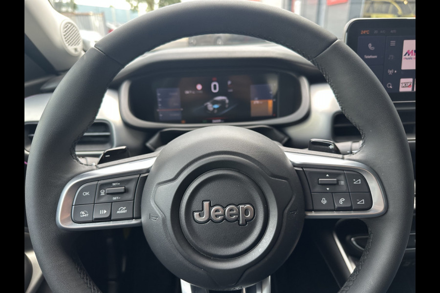 Jeep Avenger 110PK e-Hybrid e-DCT6 Summit (Elektr. achterklep - Navigatie - Camera - PDC)