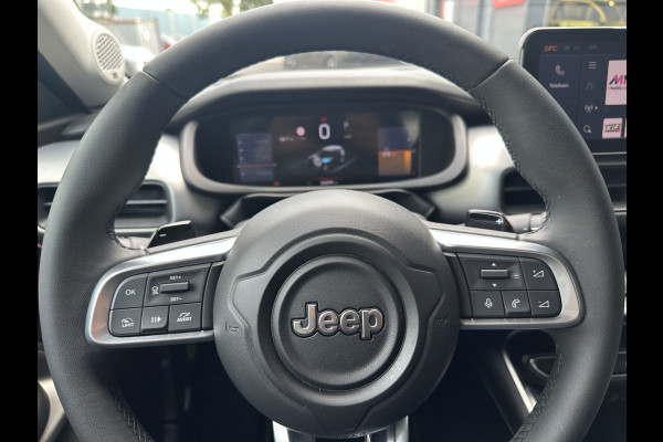 Jeep Avenger 110PK e-Hybrid e-DCT6 Summit (Elektr. achterklep - Navigatie - Camera - PDC)
