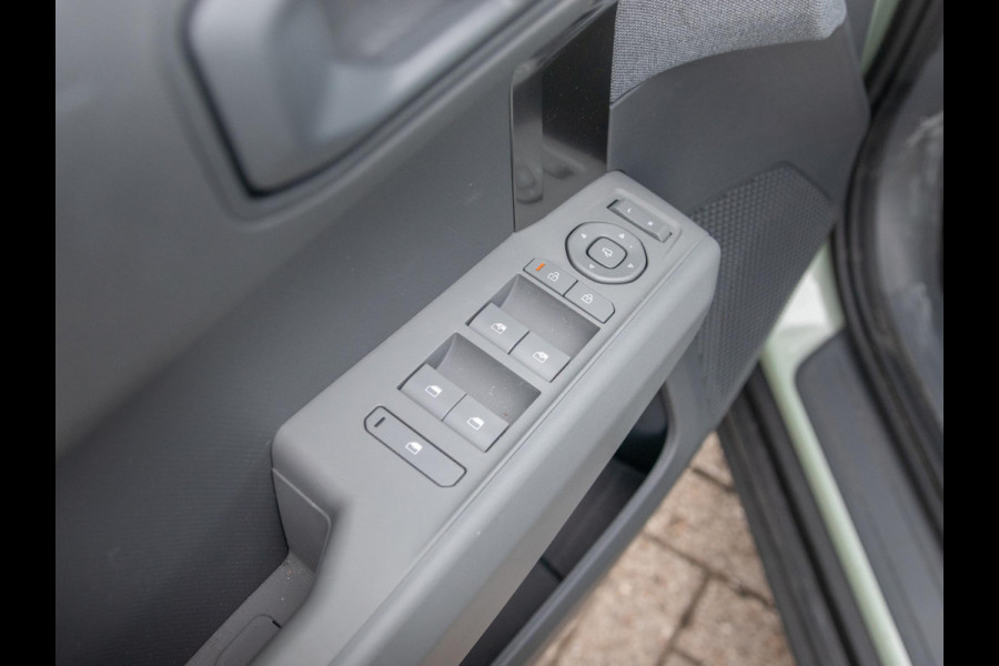 Kia EV3 Plus 81.4 kWh | Stoel en stuur verw. | Adaptieve cruise | Climate controle l SOH 99,2