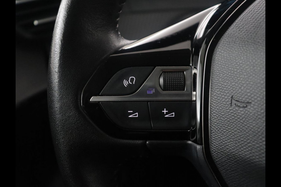 Peugeot e-208 EV Active Pack 50 kWh | SOH 92.1% | Carplay | Climate control | Lichtmetaal 16'' | Cruise control | Navigatie | Park assist |