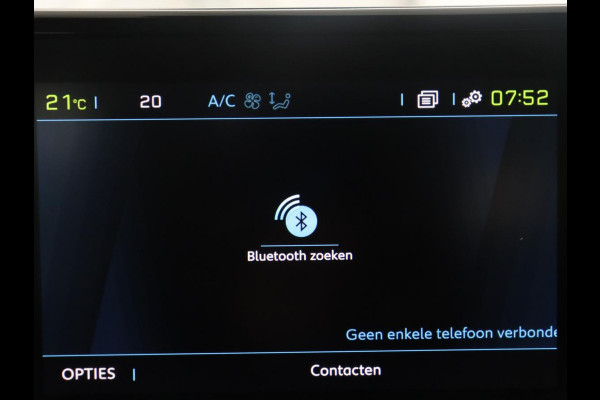 Peugeot e-208 EV Active Pack 50 kWh | SOH 92.1% | Carplay | Climate control | Lichtmetaal 16'' | Cruise control | Navigatie | Park assist |