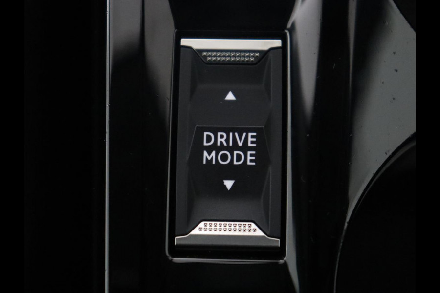Peugeot e-208 EV Active Pack 50 kWh | SOH 92.1% | Carplay | Climate control | Lichtmetaal 16'' | Cruise control | Navigatie | Park assist |