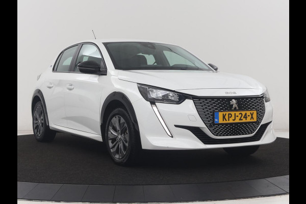 Peugeot e-208 EV Active Pack 50 kWh | SOH 92.1% | Carplay | Climate control | Lichtmetaal 16'' | Cruise control | Navigatie | Park assist |