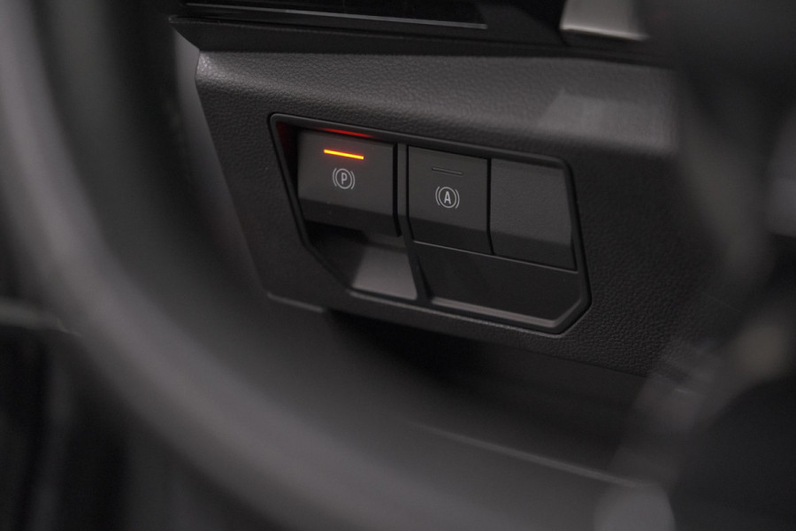 Renault Austral 1.2 E-Tech full hybrid 200 techno | 1500 KG Trekgewicht | Camera | Apple Carplay | Parkeersensoren