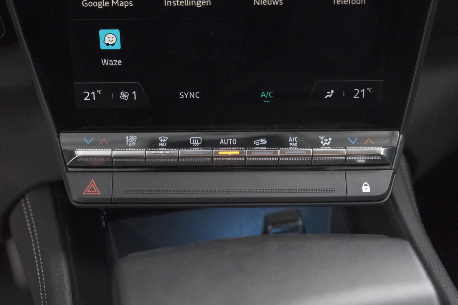 Renault Austral 1.2 E-Tech full hybrid 200 techno | 1500 KG Trekgewicht | Camera | Apple Carplay | Parkeersensoren