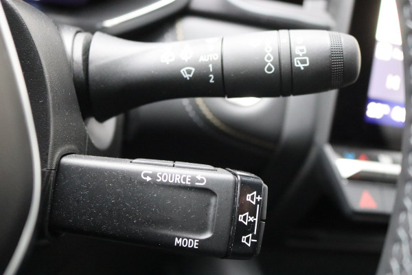 Renault Symbioz 1.6 E-Tech Hybrid 145PK Iconic 360-camera/Winter-pack/Elektr.-stoel/Elektr.-klep/Gr.-navigatie