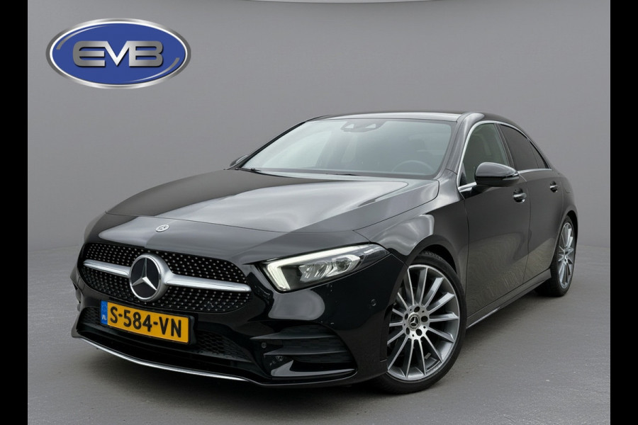 Mercedes-Benz A-Klasse 200 Business Solution AMG, panoramadak, 19 inch, sfeerverlichting,achteruitrijcamera, vele opties