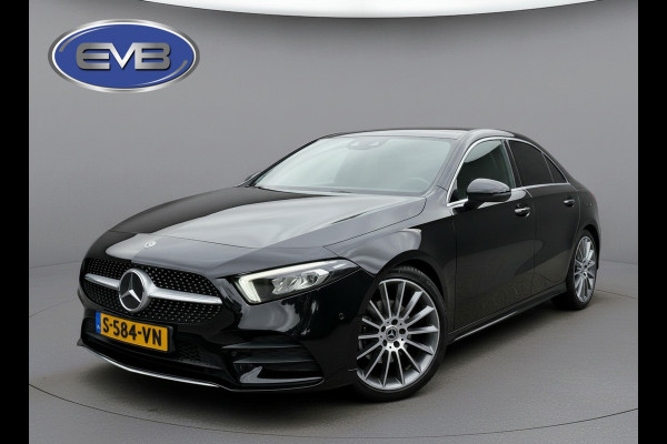 Mercedes-Benz A-Klasse 200 Business Solution AMG, panoramadak, 19 inch, sfeerverlichting,achteruitrijcamera, vele opties