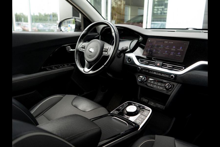 Kia e-Niro DynamicPlusLine 64 kWh | Achteruitrijcamera |Stoel en stuurverwarming |