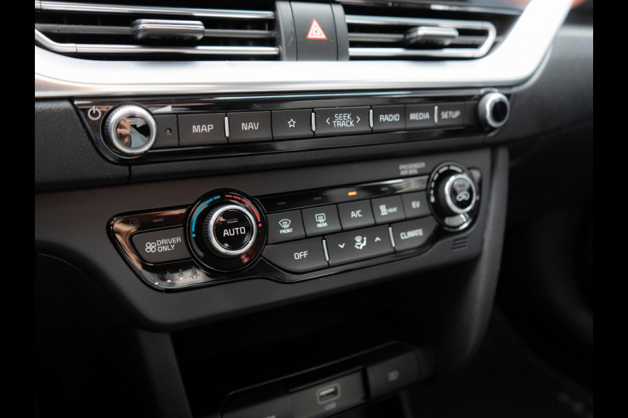 Kia e-Niro DynamicPlusLine 64 kWh | Achteruitrijcamera |Stoel en stuurverwarming |