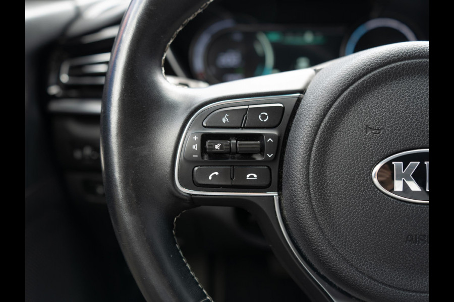 Kia e-Niro DynamicPlusLine 64 kWh | Achteruitrijcamera |Stoel en stuurverwarming |