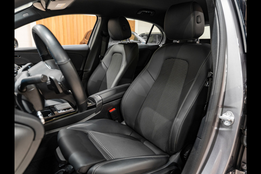 Mercedes-Benz A-Klasse 200 Business Solution, Voll Led, Navi, Cruise, Clima, Multistuur, Cam, Volledig Onderhoud