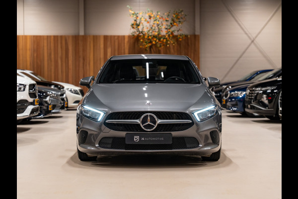 Mercedes-Benz A-Klasse 200 Business Solution, Voll Led, Navi, Cruise, Clima, Multistuur, Cam, Volledig Onderhoud